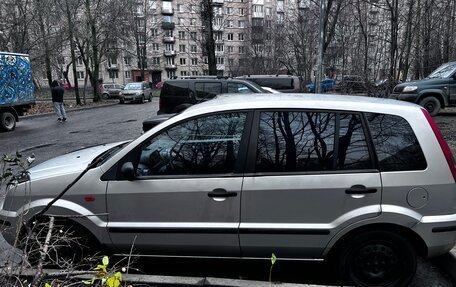 Ford Fusion I, 2005 год, 350 000 рублей, 3 фотография