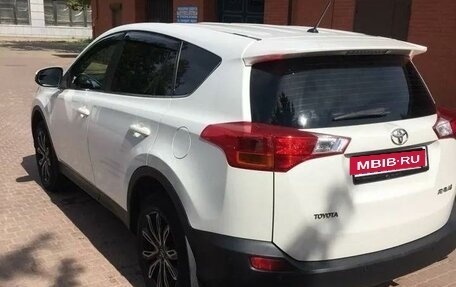 Toyota RAV4, 2014 год, 1 750 000 рублей, 4 фотография