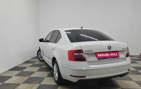 Skoda Octavia, 2018 год, 1 780 000 рублей, 6 фотография