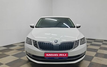 Skoda Octavia, 2018 год, 1 780 000 рублей, 2 фотография