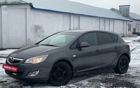 Opel Astra J, 2011 год, 940 000 рублей, 7 фотография