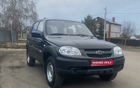 Chevrolet Niva I рестайлинг, 2013 год, 535 000 рублей, 1 фотография