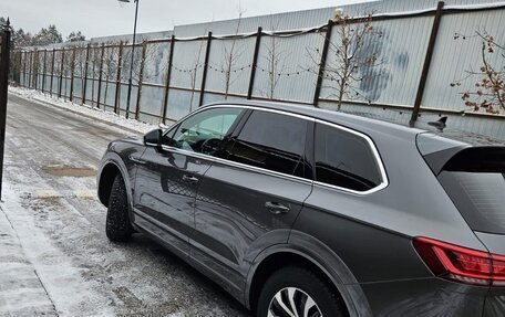 Volkswagen Touareg III, 2019 год, 5 500 000 рублей, 4 фотография