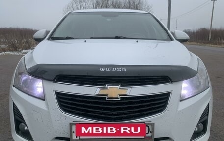 Chevrolet Cruze II, 2013 год, 650 000 рублей, 2 фотография