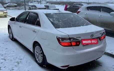 Toyota Camry, 2015 год, 2 150 000 рублей, 4 фотография