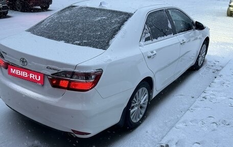 Toyota Camry, 2015 год, 2 150 000 рублей, 3 фотография