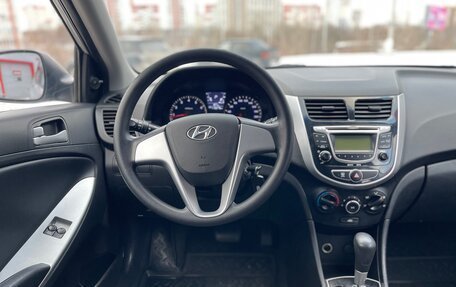 Hyundai Solaris II рестайлинг, 2012 год, 810 000 рублей, 11 фотография