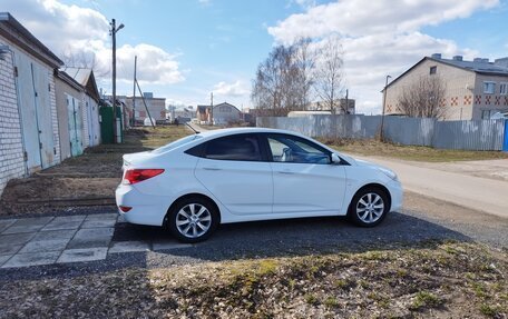 Hyundai Solaris II рестайлинг, 2013 год, 1 250 000 рублей, 3 фотография