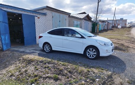 Hyundai Solaris II рестайлинг, 2013 год, 1 250 000 рублей, 5 фотография