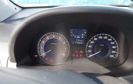 Hyundai Solaris II рестайлинг, 2013 год, 1 250 000 рублей, 8 фотография