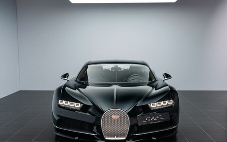 Bugatti Chiron, 2019 год, 440 000 000 рублей, 2 фотография