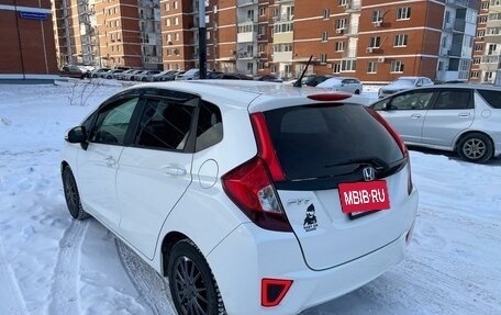 Honda Fit III, 2014 год, 950 000 рублей, 6 фотография