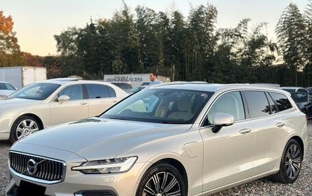 Volvo V60 II, 2021 год, 2 970 000 рублей, 8 фотография