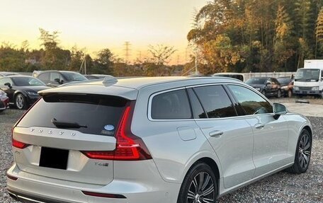 Volvo V60 II, 2021 год, 2 970 000 рублей, 12 фотография