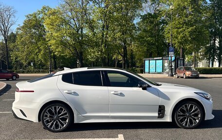 KIA Stinger I, 2019 год, 2 700 000 рублей, 3 фотография