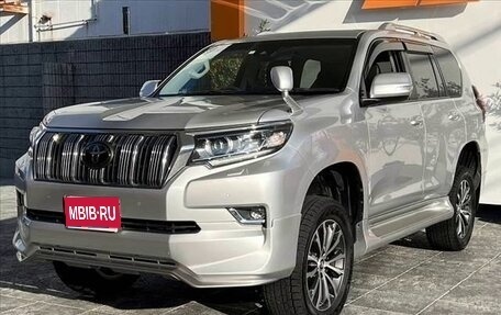 Toyota Land Cruiser Prado 150 рестайлинг 2, 2021 год, 3 260 000 рублей, 1 фотография