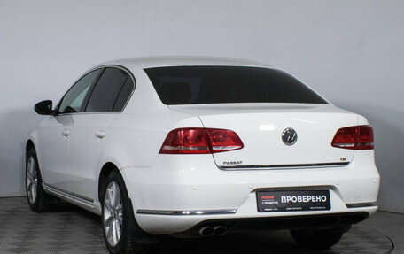 Volkswagen Passat B7, 2011 год, 1 055 000 рублей, 6 фотография