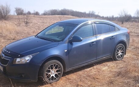 Chevrolet Cruze II, 2011 год, 550 000 рублей, 2 фотография