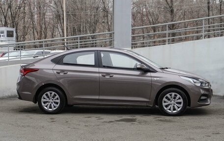 Hyundai Solaris II рестайлинг, 2019 год, 1 389 000 рублей, 5 фотография