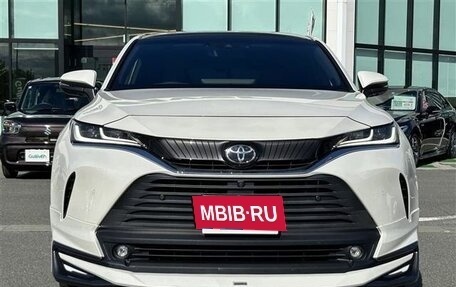 Toyota Harrier, 2021 год, 2 470 000 рублей, 2 фотография