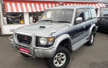 Mitsubishi Pajero III рестайлинг, 1996 год, 860 000 рублей, 1 фотография