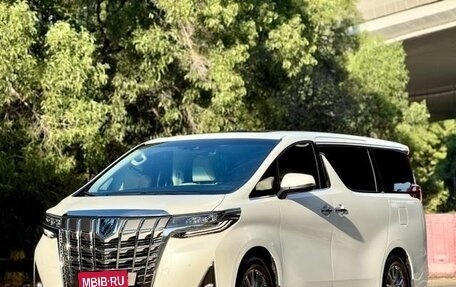 Toyota Alphard III, 2021 год, 4 750 000 рублей, 1 фотография