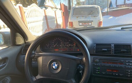 BMW 3 серия, 2003 год, 620 000 рублей, 11 фотография