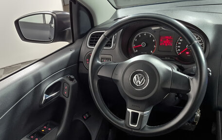 Volkswagen Polo VI (EU Market), 2012 год, 862 000 рублей, 15 фотография