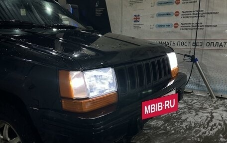 Jeep Grand Cherokee, 1994 год, 800 000 рублей, 26 фотография