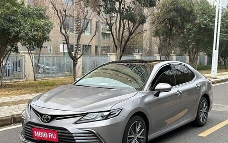 Toyota Camry, 2022 год, 3 037 000 рублей, 1 фотография