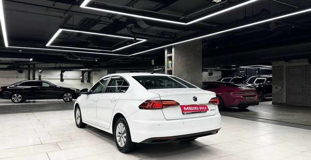 Volkswagen Bora, 2022 год, 1 749 000 рублей, 3 фотография
