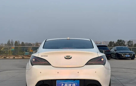 Hyundai Genesis Coupe I рестайлинг, 2013 год, 2 160 000 рублей, 6 фотография