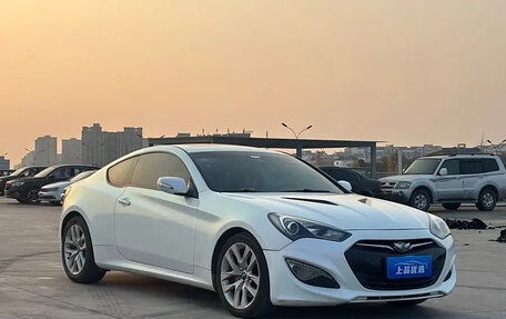 Hyundai Genesis Coupe I рестайлинг, 2013 год, 2 160 000 рублей, 3 фотография