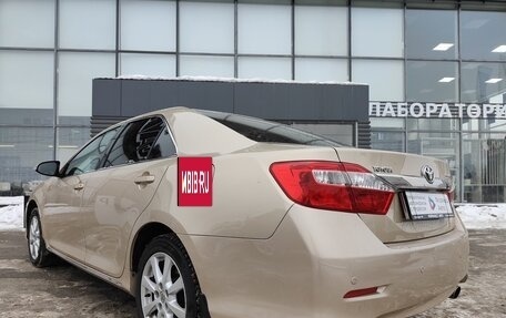 Toyota Camry, 2012 год, 1 700 000 рублей, 17 фотография