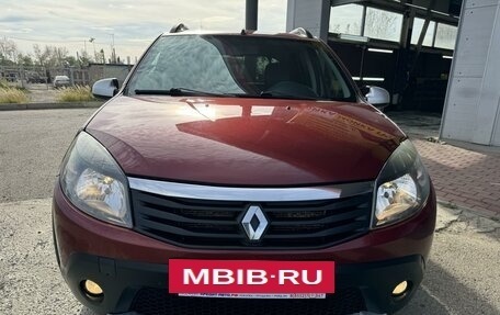 Renault Sandero I, 2012 год, 745 000 рублей, 2 фотография