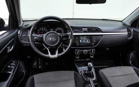 KIA Rio IV, 2018 год, 1 250 000 рублей, 6 фотография