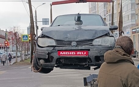 Fiat Albea I рестайлинг, 2008 год, 100 000 рублей, 2 фотография