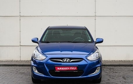 Hyundai Solaris II рестайлинг, 2013 год, 1 020 000 рублей, 3 фотография