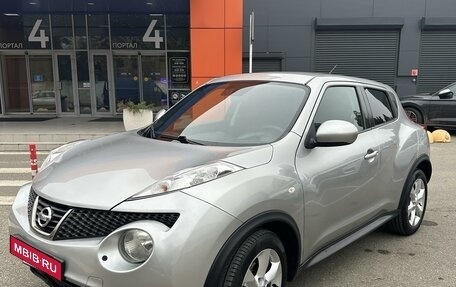 Nissan Juke II, 2011 год, 825 000 рублей, 1 фотография