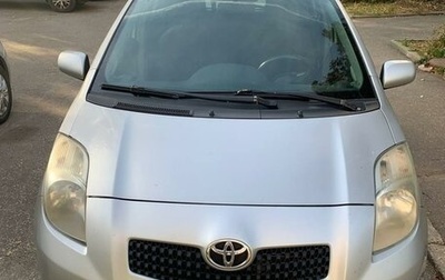 Toyota Yaris III рестайлинг, 2006 год, 525 000 рублей, 1 фотография