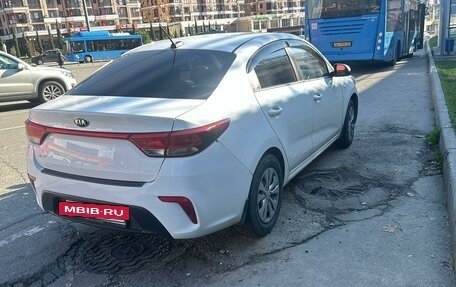 KIA Rio IV, 2018 год, 1 250 000 рублей, 3 фотография