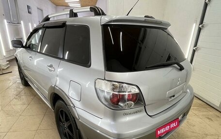 Mitsubishi Outlander III рестайлинг 3, 2005 год, 859 000 рублей, 3 фотография