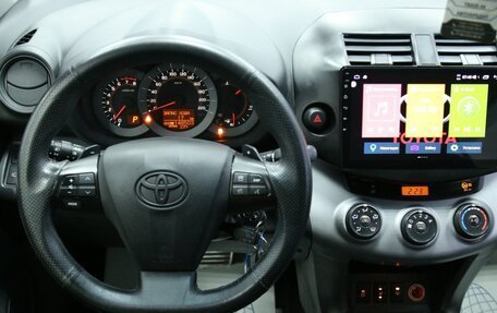 Toyota RAV4, 2010 год, 1 798 000 рублей, 14 фотография