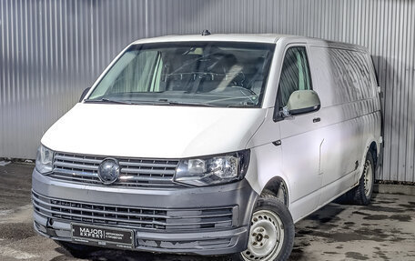 Volkswagen Transporter T6 рестайлинг, 2019 год, 1 470 000 рублей, 1 фотография