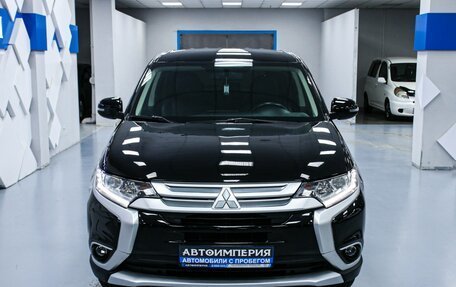 Mitsubishi Outlander III рестайлинг 3, 2015 год, 1 998 000 рублей, 12 фотография