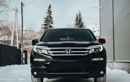 Honda Pilot III рестайлинг, 2018 год, 3 500 000 рублей, 11 фотография