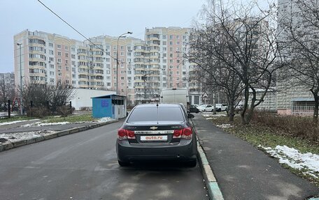 Chevrolet Cruze II, 2010 год, 800 000 рублей, 6 фотография