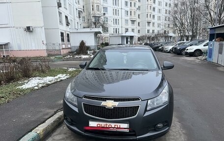 Chevrolet Cruze II, 2010 год, 800 000 рублей, 8 фотография