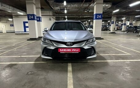 Toyota Camry, 2021 год, 2 115 000 рублей, 7 фотография