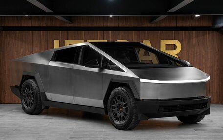 Tesla Cybertruck, 2024 год, 39 990 000 рублей, 5 фотография